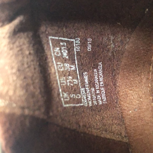 Clarks - Picture 6 of 9